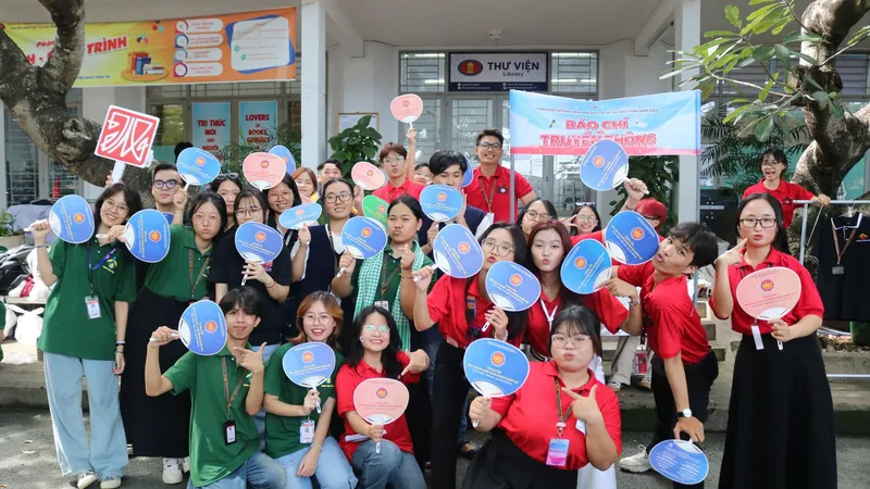 Mở lớp ngắn hạn dạy làm báo, sáng tạo nội dung