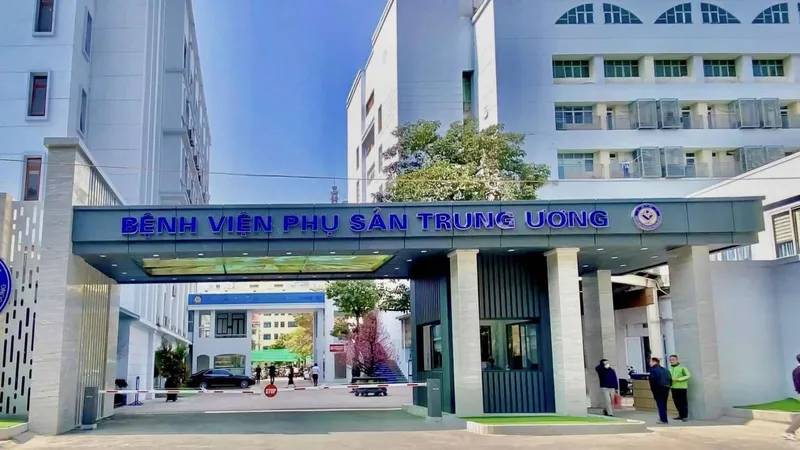 Bệnh viện Phụ sản Trung ương sẽ xử lý nghiêm nhân viên có thái độ thờ ơ, tắc trách