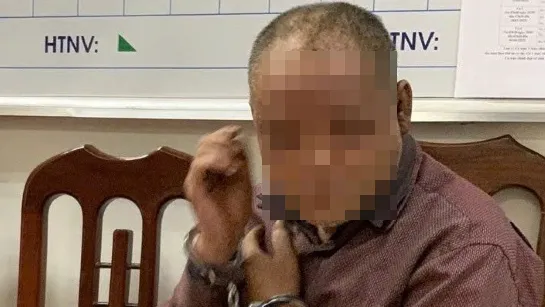 Hòa Bình: Bắt đối tượng nghi tâm thần sát hại người thân