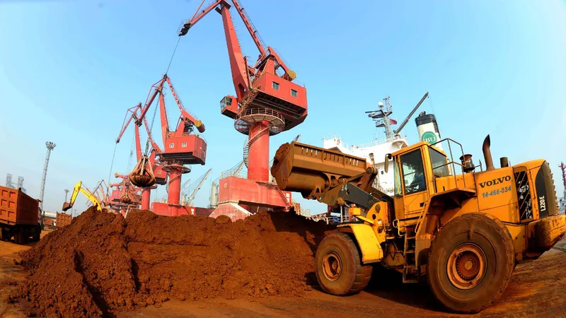 Khai thác đất hiếm ở Trung Quốc. Ảnh: Global Times