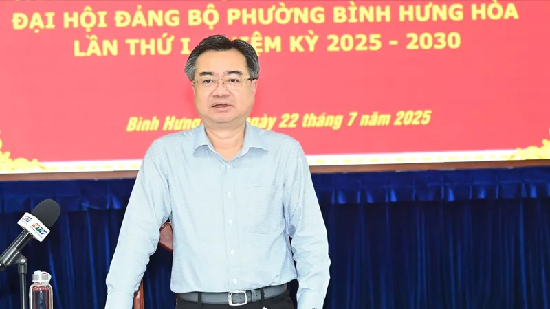 Đồng chí Nguyễn Thanh Nghị kiểm tra công tác chuẩn bị tổ chức Đại hội Đảng bộ phường