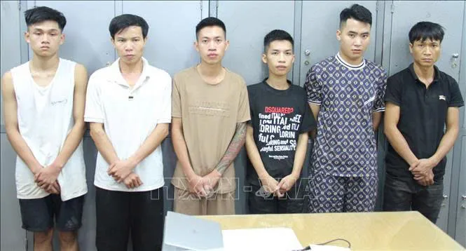 Livestream lừa bán đá “đổ thạch”, nhóm đối tượng chiếm đoạt 10 tỷ đồng