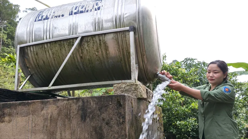 Giếng khoan tiếp sức giữ rừng