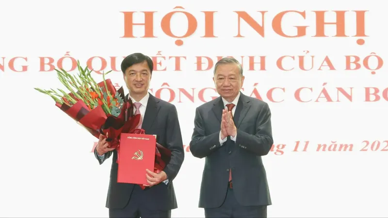 Đồng chí Nguyễn Duy Ngọc được điều động, phân công, chỉ định giữ chức Bí thư Thành ủy Hà Nội