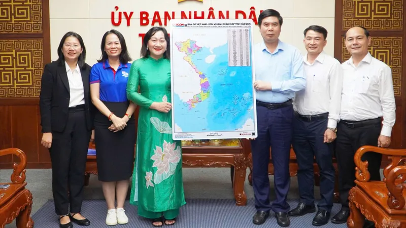 Chương trình "Bản đồ trên tay - Tổ quốc trong tim" của Báo SGGP đến với tỉnh Gia Lai