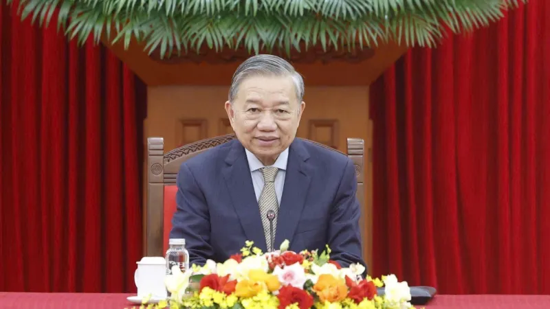 Tổng Bí thư Tô Lâm điện đàm với Tổng thống Hàn Quốc Lee Jae Myung. Ảnh: TTXVN 