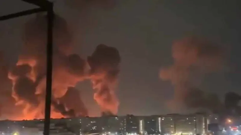 Sân bay Mehrabad của Iran bị Israel tấn công. Ảnh: X