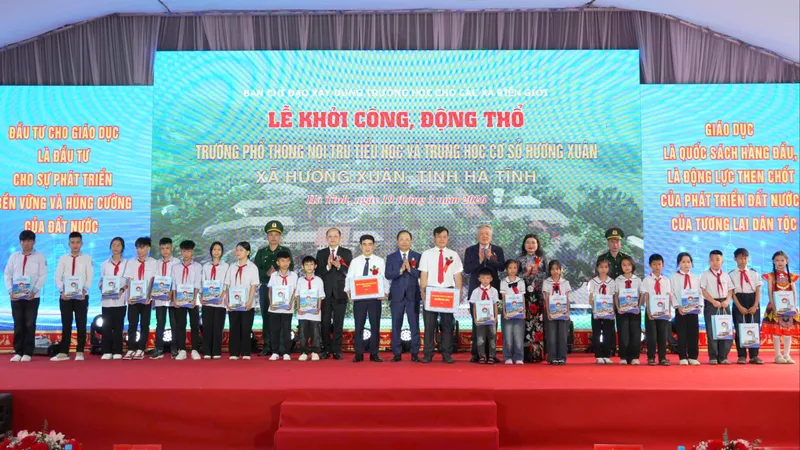 Đồng loạt khởi công xây dựng 121 trường nội trú khu vực biên giới