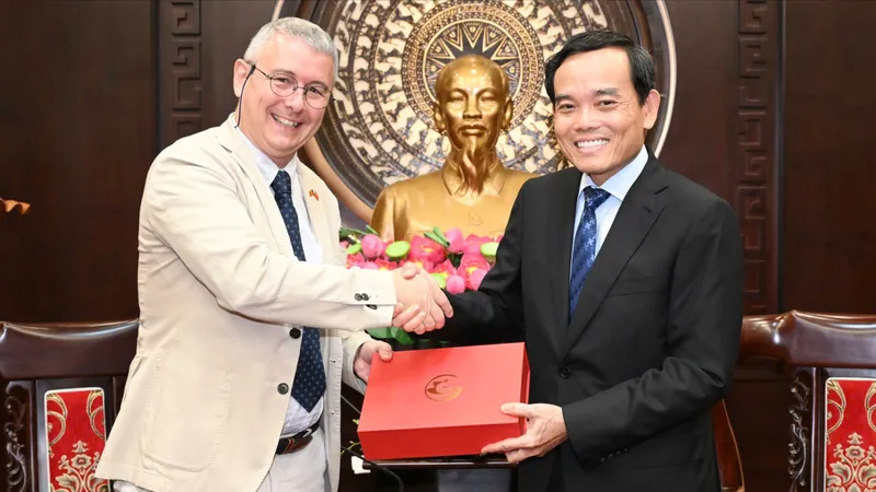 Lãnh đạo TPHCM đánh giá cao đóng góp của Đại sứ Vương quốc Bỉ 