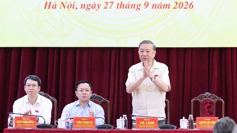 越南党中央总书记、国家主席苏林出席与选民见接触会。图：光福