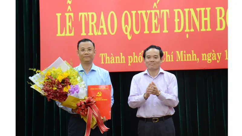 Bổ nhiệm Trưởng Ban Tuyên giáo huyện ủy Hóc Môn làm Phó Chánh Văn phòng Thành ủy