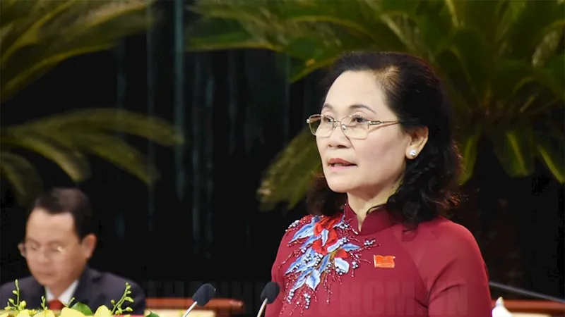 Đồng chí Nguyễn Thị Lệ trình bày báo cáo tại Đại hội. Ảnh: hcmcpv