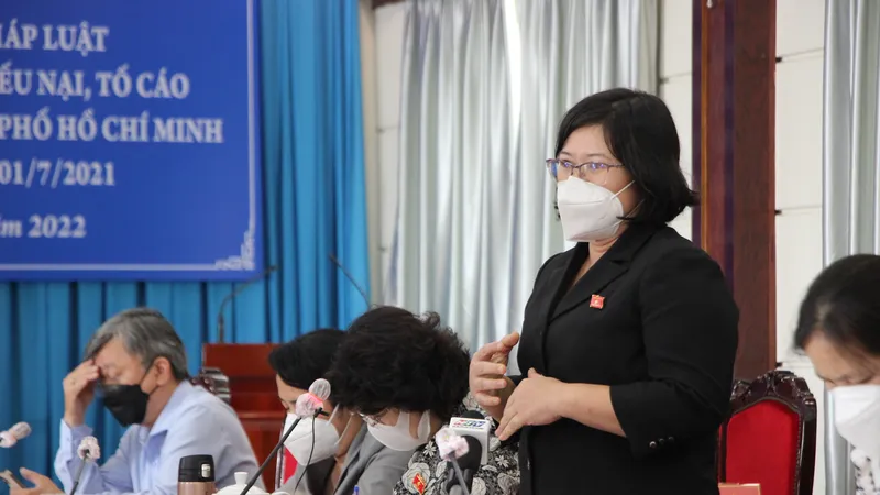 Giám sát việc thực hiện pháp luật về tiếp công dân, giải quyết khiếu nại, tố cáo 