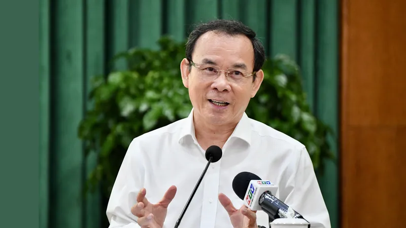 “Chỉ trích lẫn nhau” là tích cực, thay vì đồng tình rồi gồng mình chịu đựng