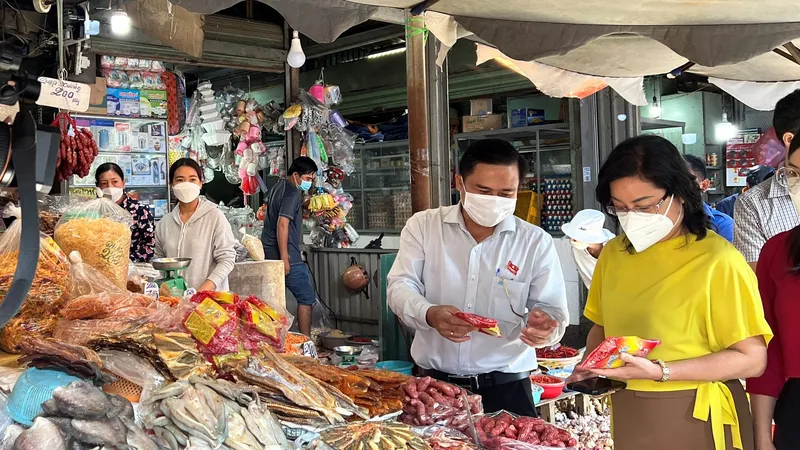 Huyện Bình Chánh: Hơn 27,2 tỷ đồng chăm lo tết 