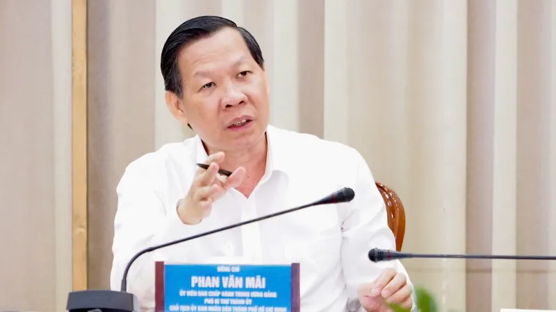 Chủ tịch UBND TPHCM Phan Văn Mãi: “Giải ngân đầu tư công, chủ đầu tư là số 1, quận huyện là số 2”