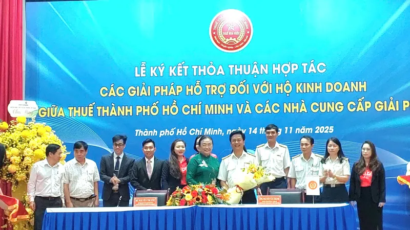 Thuế TPHCM “bắt tay” thêm nhiều đơn vị hỗ trợ hộ kinh doanh