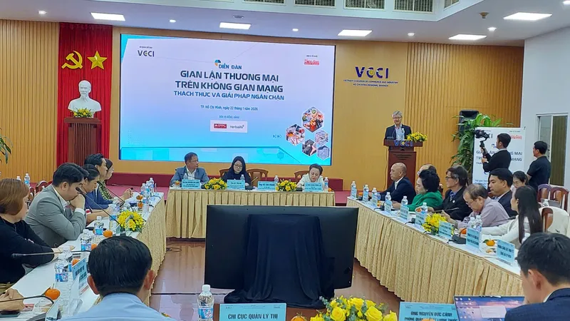 Các sàn thương mại điện tử cần siết chặt điều kiện đăng bán trên không gian mạng