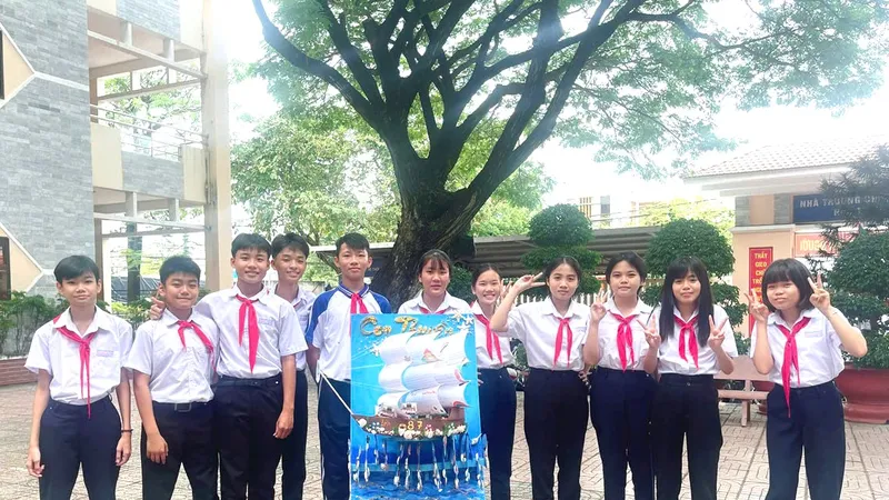 Mô hình "Con thuyền tri thức" độc đáo của học sinh Trường THCS Phước Thắng (TPHCM).