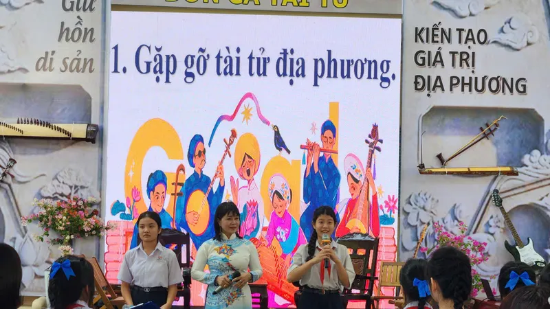 Trong chuyên đề, các em học sinh được gặp gỡ các tài tử nổi tiếng của địa phương.