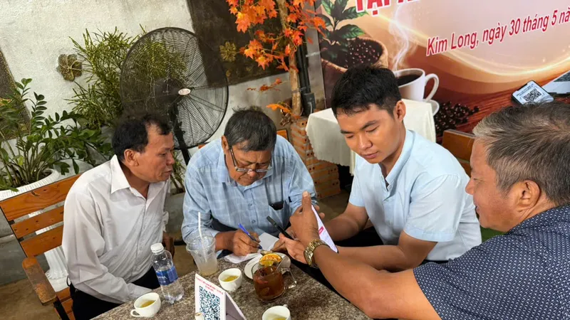Mô hình "Cà phê số" được triển khai nhằm đưa chuyển đổi số đến gần hơn với người dân
