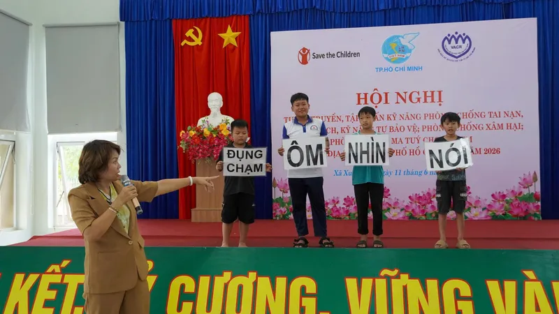 Hơn 100 trẻ em được tuyên truyền nhiều kiến thức để tự bảo vệ mình