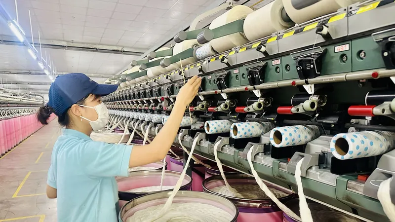 Phát triển hạ tầng công nghiệp theo hướng sinh thái, thông minh 
