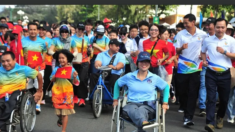 Hơn 1.000 người tham gia chạy bộ đồng hành tại phường Vũng Tàu