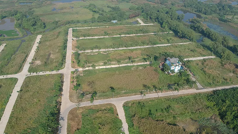 Bát nháo thị trường bất động sản