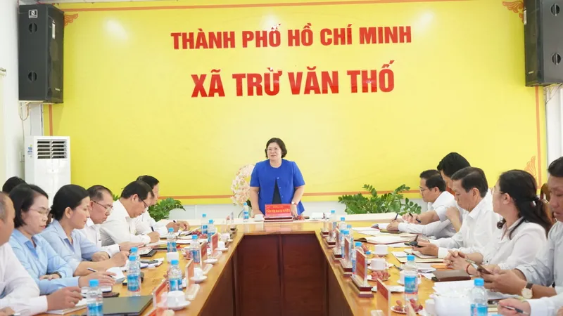 Đoàn công tác Thành ủy TPHCM làm việc với Đảng ủy xã Trừ Văn Thố