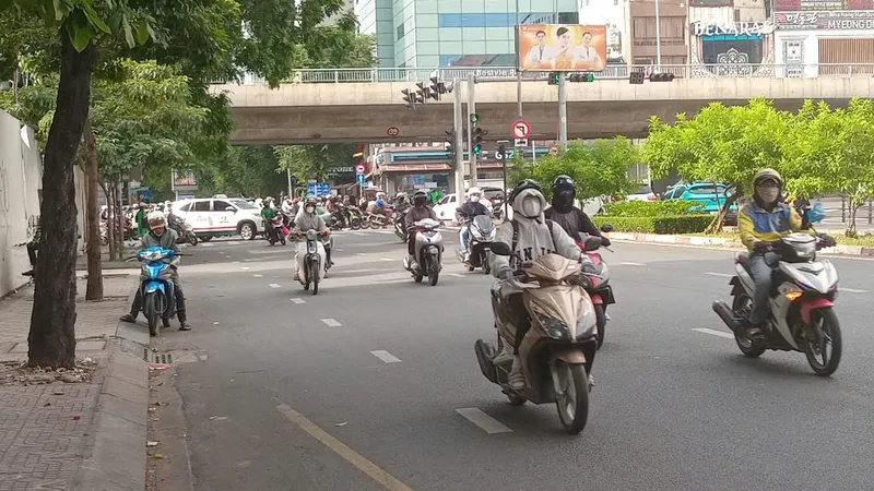 TPHCM trở lạnh về đêm và sáng sớm