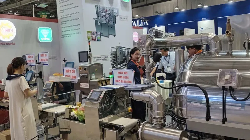 Khai mạc triển lãm về công nghệ xử lý, chế biến và đóng gói bao bì