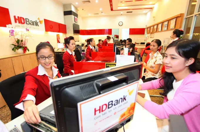 HDBank客户办理业务。图：绒阮