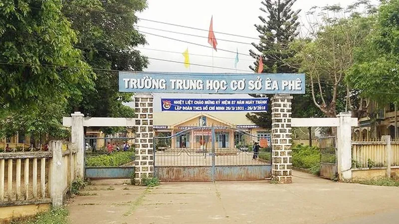 Trường THCS Ea Phê