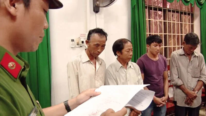 Khởi tố thêm 5 nghi phạm liên quan đến vụ tàn phá 61 ha rừng 