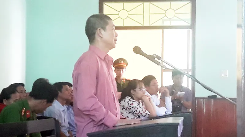 Bị cáo Hồ Minh Khiêm trước toà 