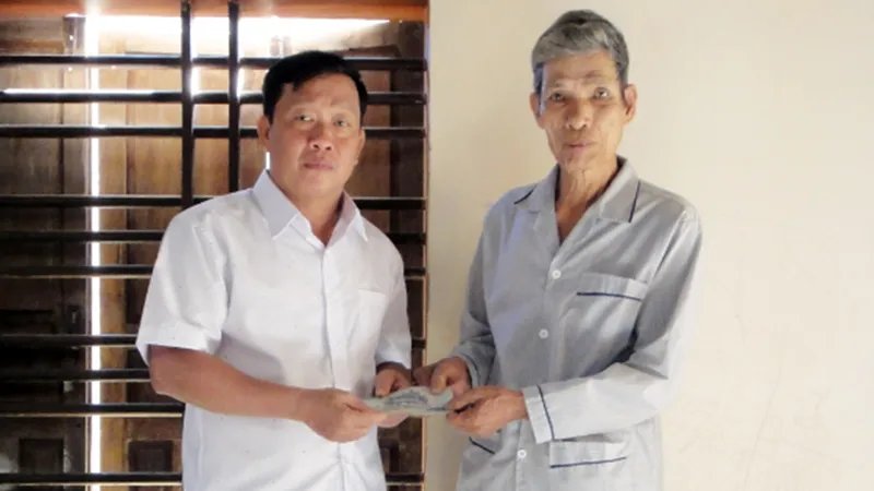 Bạn đọc tiếp tục giúp đỡ thanh niên bị tai nạn phải cắt bỏ 2 chân