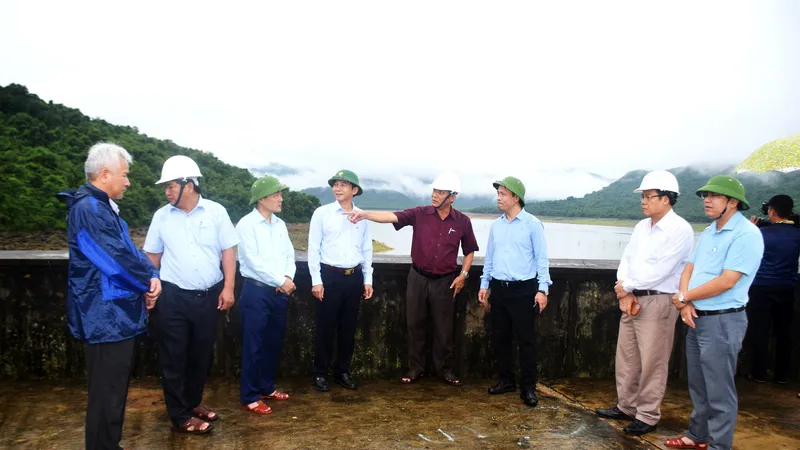 Kiểm tra ứng phó với áp thấp, mưa lũ tại tỉnh Bình Định