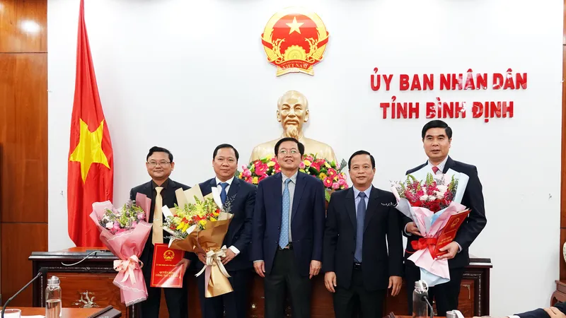 Thủ tướng chuẩn y tân Chủ tịch UBND tỉnh Bình Định