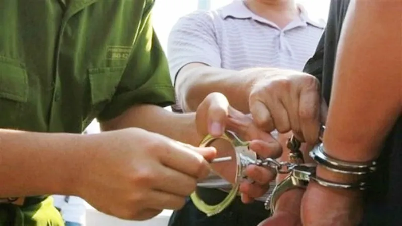Bắt thủ kho tham ô 631 triệu đồng