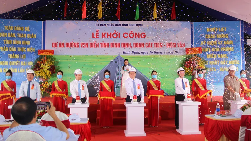 Bình Định khởi công tuyến đường ven đầm Thị Nại với tổng vốn trên 2.600 tỷ đồng