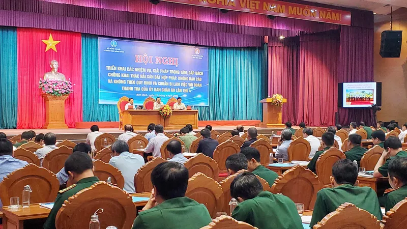 Cấp bách gỡ "thẻ vàng" thủy sản: Thủ tướng phê bình 4 tỉnh, đề nghị xử lý hình sự các vi phạm