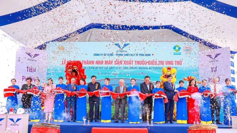 Lần đầu tiên, Việt Nam có nhà máy thuốc điều trị ung thư