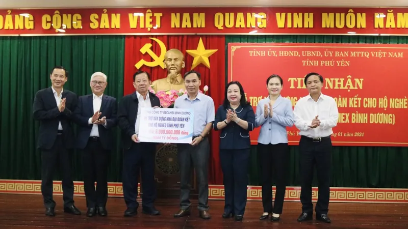 Hỗ trợ 5 tỷ đồng xây Nhà Đại đoàn kết cho người nghèo Phú Yên