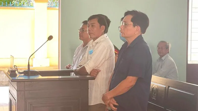 Bình Định: Sai phạm trong cấp sổ đỏ, Trưởng phòng TN-MT huyện Phù Mỹ bị khởi tố
