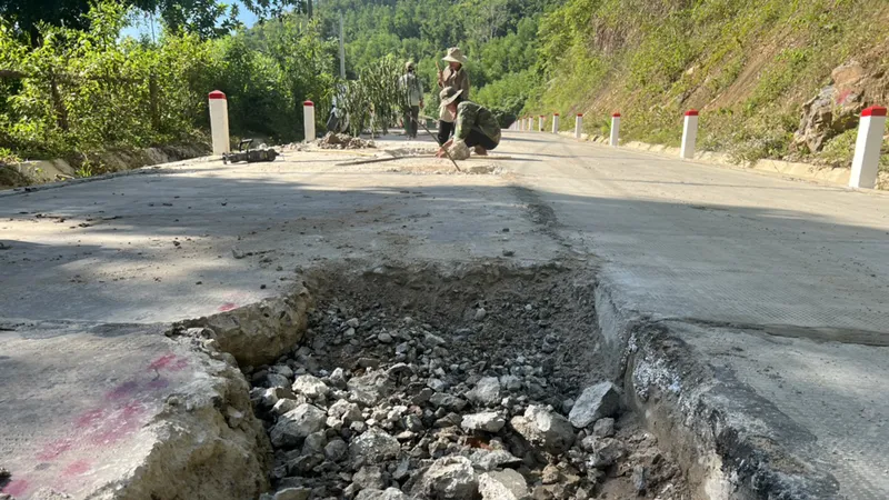 Lo ngại cảnh đầu tư cắt vá nham nhở ở dự án đường 190 tỷ đồng