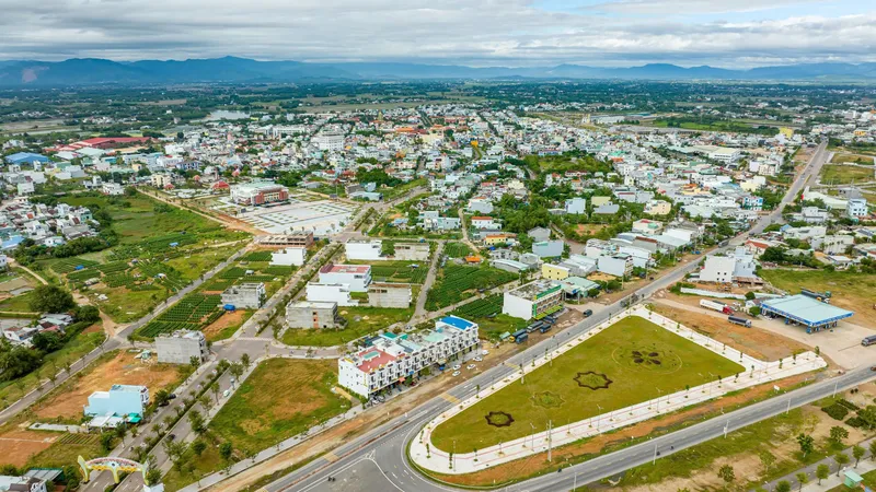 Bình Định: Cử tri, đại biểu tán thành cao việc thành lập thành phố thứ 2