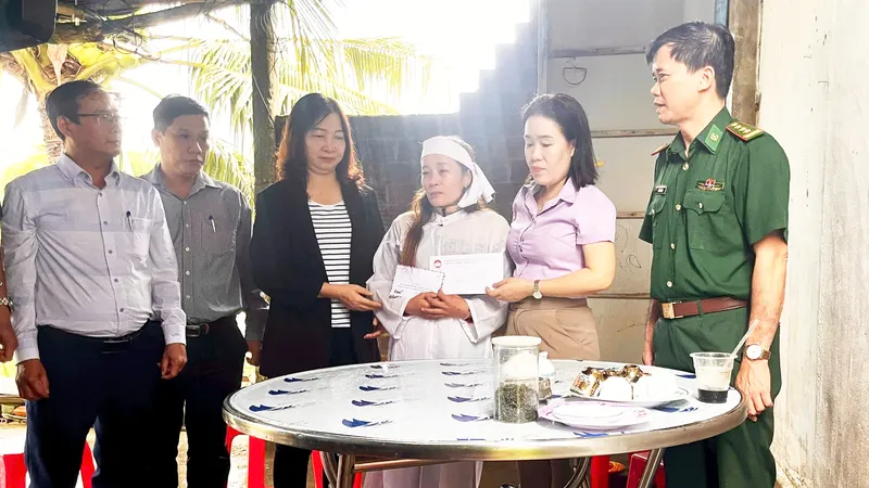 Hỗ trợ 10 gia đình ngư dân Gia Lai mất tích, bị nạn trên biển 