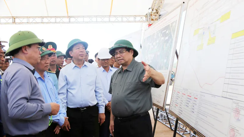 Thủ tướng Phạm Minh Chính: Sẽ chuyển giao sân bay Phù Cát về tỉnh Gia Lai quản lý
