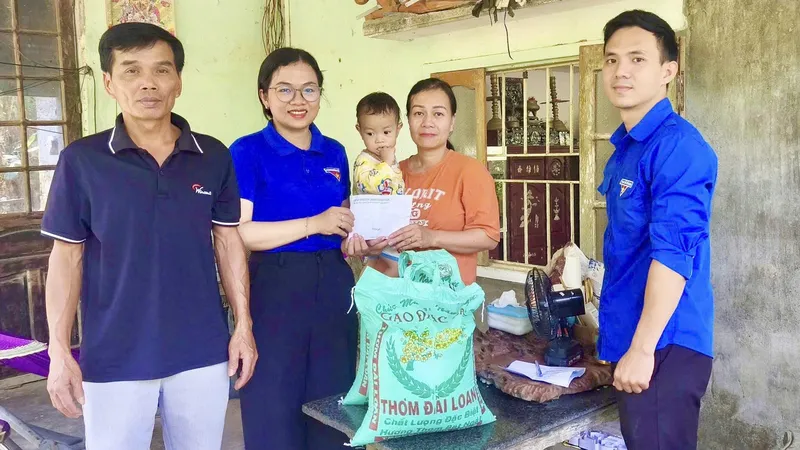 Bạn đọc Báo SGGP chung tay giúp đỡ 2 cháu bé bạo bệnh ở Gia Lai